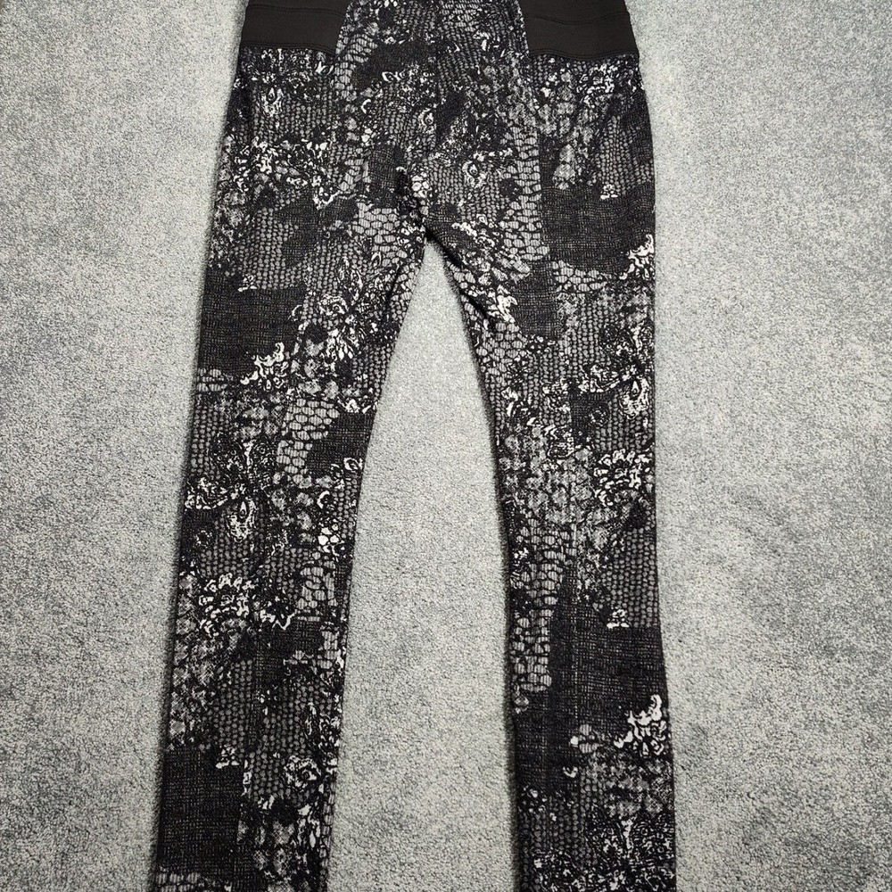Boom Boom Jeans Leggings Womens L Black White Print Stretch Casual ComfortPants